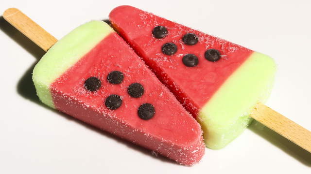 2 Wassermelonen Eis